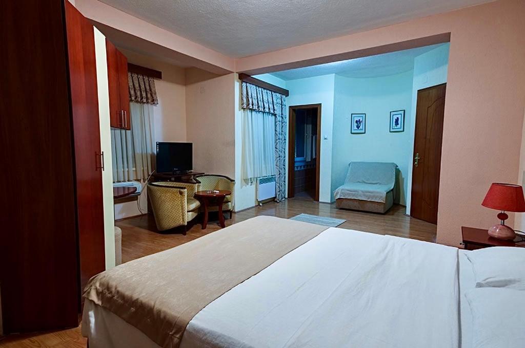 Hotel Ilinden Sztrumica Kültér fotó