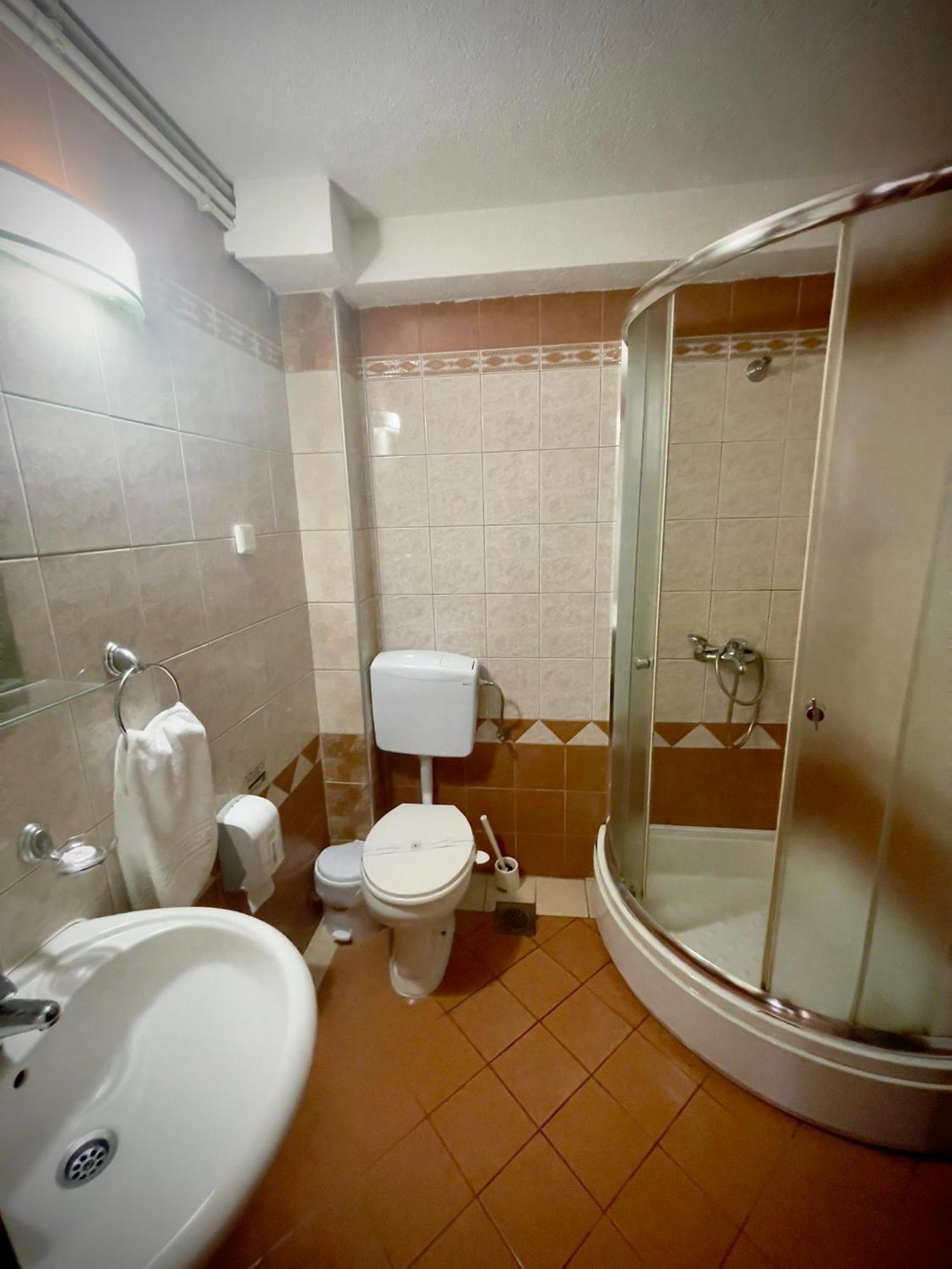 Hotel Ilinden Sztrumica Kültér fotó