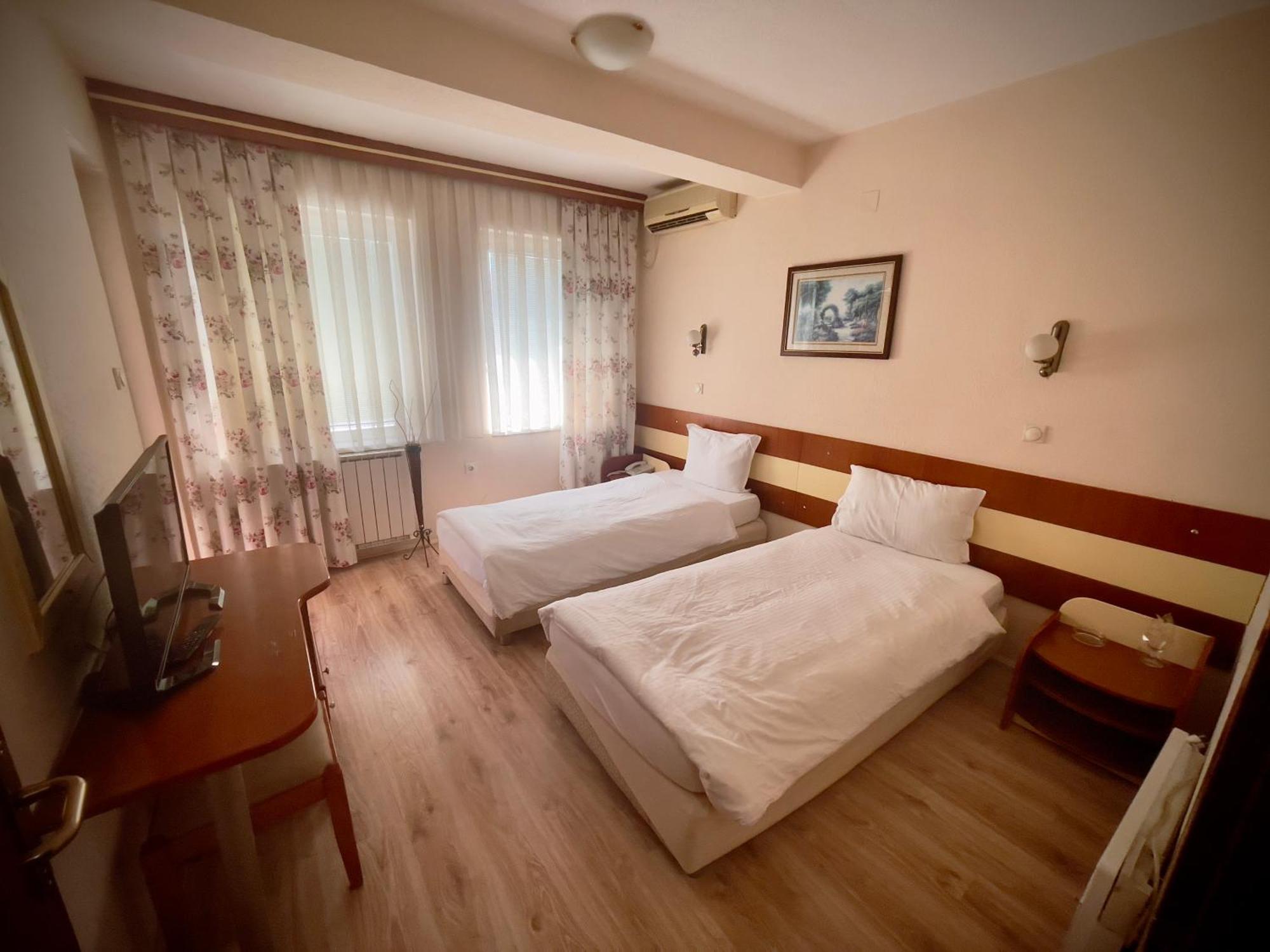 Hotel Ilinden Sztrumica Kültér fotó