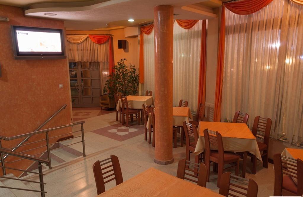 Hotel Ilinden Sztrumica Kültér fotó