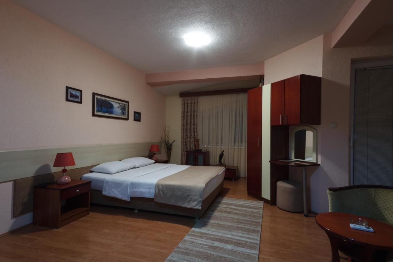 Hotel Ilinden Sztrumica Kültér fotó